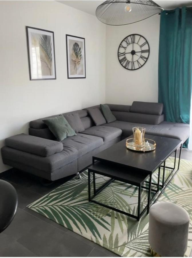 Appartement Vert คอร์เบล-เอซองส์ ภายนอก รูปภาพ